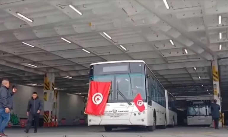 مع تعزيز أسطول الشركات الجهوية للنقل..   وصول 158 حافلة جديدة إلى تونس.. وقريبا الشحنة الثالثة